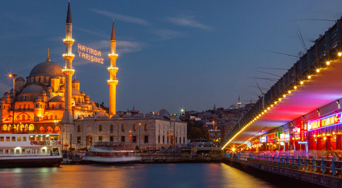 Istanbul : A Romantic Gateway
